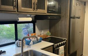 Mathews' Fam Home on Wheels