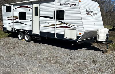 2008 Dutchmen Freedom Spirit 270-FS