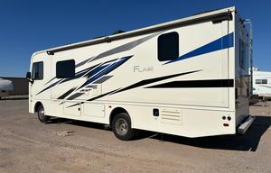 2021 Fleetwood RV Flair 29M RV rental photo 14