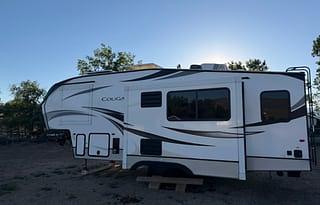 2021 Keystone RV Cougar Half-Ton 24RDS