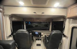2023 Thor Motor Coach Outlaw 38MB