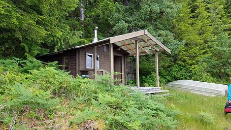 T04, Loop: AREA HONKER LAKE CABIN