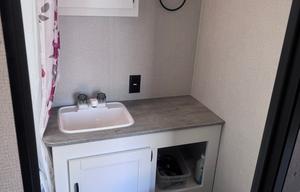 Keystone Hideout 20RDWE — Easy Tow Sleeps 5