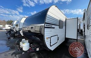 Family Adventure Bunkhouse Sleeps 8