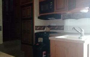29 ft Sabre silhouette fifth wheel