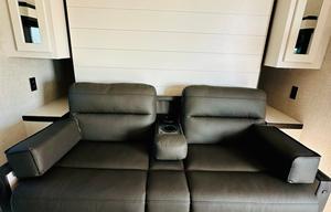 2024 BRAND NEW! Jayco Jay Flight 235MBH