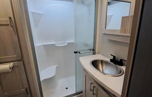 2021 Sprinter Limited 3570LFT RV rental photo 6