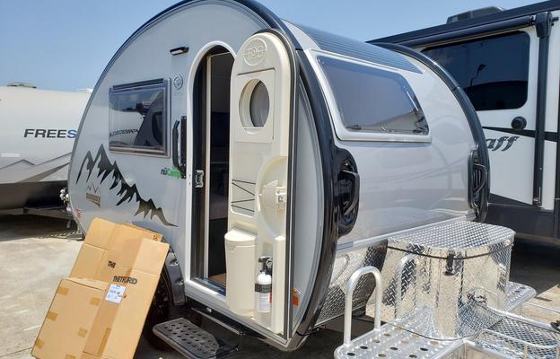 2021 nuCamp RV T@B 320 S