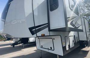 King Bed W/ King SIZE Space! FR sandpiper 3990fl