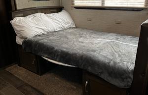 Fully Furnished, loaded RV-Bunkhouse!