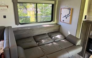Big Family Friendly Trailer - Wildwood Bunkhouse