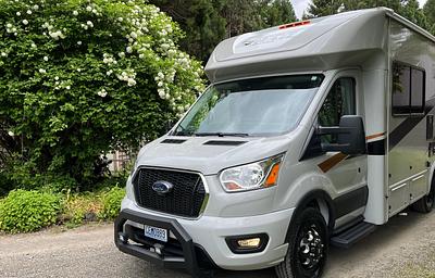 Meet "Moon Taxi".  2023 Coachmen Cross Trail 20XG