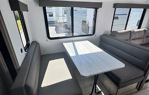 2024 Ahara 378BH-OK RV rental photo 5
