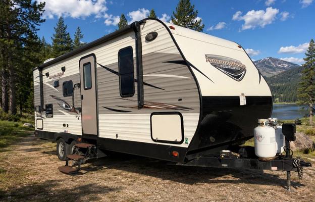 Wonder Wagon - 2017 Starcraft Autumn Ridge 245DS