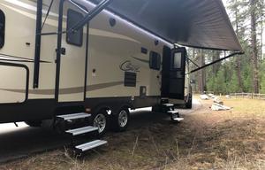 2018 Keystone Cougar 31SQB - Sleeps 11