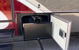 2016 Storm 32H RV rental photo 27