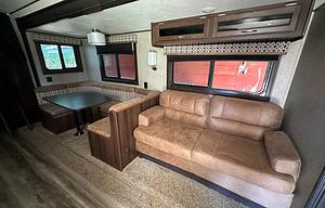 2018 Jay Flight SLX Western Edition 267BHSW RV rental photo 4