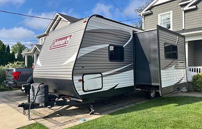 No Tow. No Hassle. Just Camp