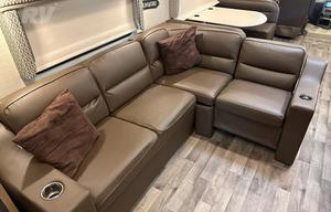 2019 Jayco Precept 33U RV rental photo 56