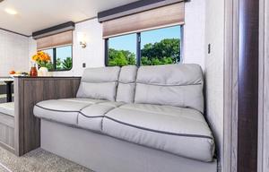2022 Gulf Stream RV Kingsport Lite 279BH