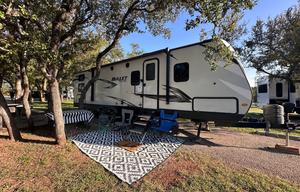 Family friendly RV with 2 A/Cs