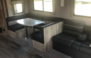 2021 Coachmen RV Catalina Legacy 323BHDSCK
