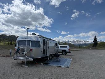 Glacier Grizzly RV Resort & Adventure