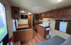 Northeast Indiana Camping! 2015 Forest River Wildwood X-Lite, sleeps 5 ~ 101 Lakes Steuben Co.