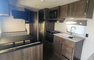 2018 Riverside DREAM 260BH. (Blue Eagle)