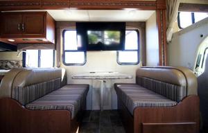 2017 Thor Motor Coach Freedom Elite 29FE