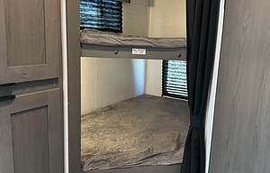 2022 Cruiser MPG Bunkhouse