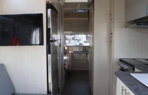 2022 Airstream RV Flying Cloud 25 FB