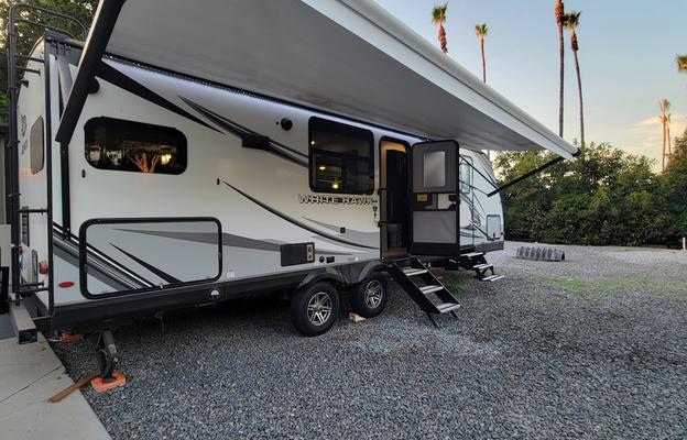 NOMI: 2022 Jayco White Hawk