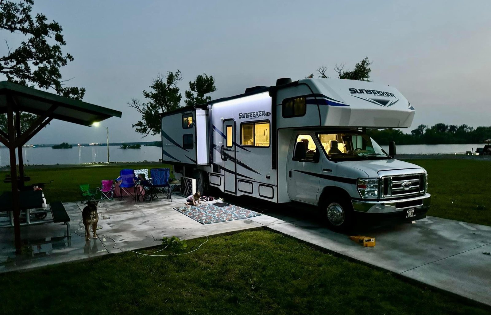 Farley’s 2022 Family Bunkhouse Motorhome Rental