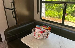 2021 Dutchmen Atlas "BUNK House" Fifth Wheel