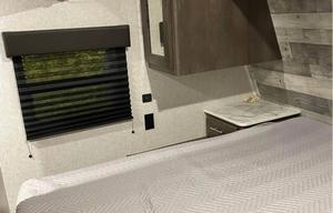 2021 Coleman Lantern 263BH - WiFi Included