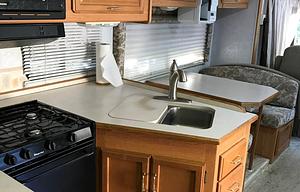 2004 Winnebago Brave