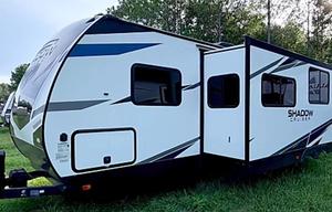 2022 Thor Shadow Cruiser- 2 Bedroom - Sleeps 10