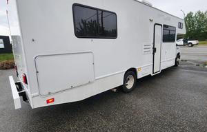 2016 Thor Motor Coach Majestic 28A