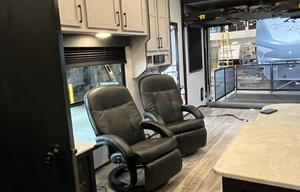 2022 Fuel 305 RV rental photo 30