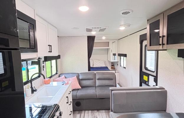 2025 Jayco Jay Flight - perfect family getaway