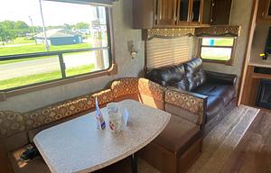 FIFTH WHEEL 37 Ft 2015 Prime Time Crusader Bunk HS