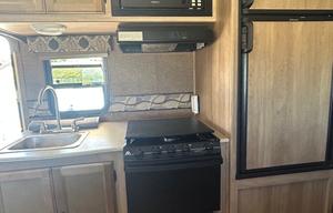 2015 Coachmen RV Freelander 22QB Ford 350