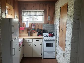 Kendrick Cabin kitchen