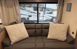 2025 Campsite Ultra – Bunks, Delivery, Sleeps 8