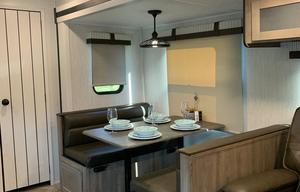 Suite Hotel on Wheels!