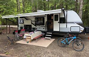 2024 Jayco Jay Feather 22BH Private Bed/Twin Bunk