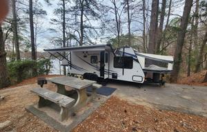 2015 Palomino SolAire 213 X RV rental photo 23