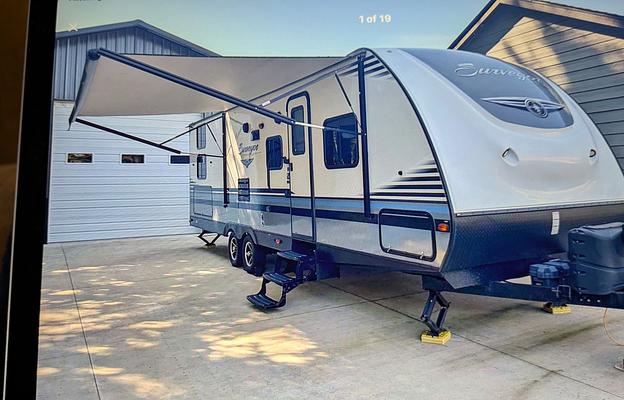 2018 Forest River RV Surveyor 295QBLE