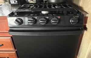 EDWARD - 2014 Winnebago Chalet WF-224VR